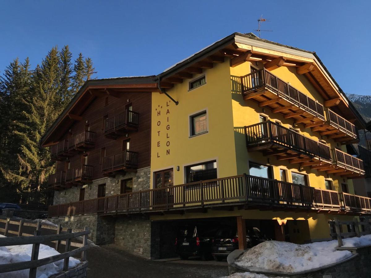 Hotel L' Aiglon Champoluc Exterior photo